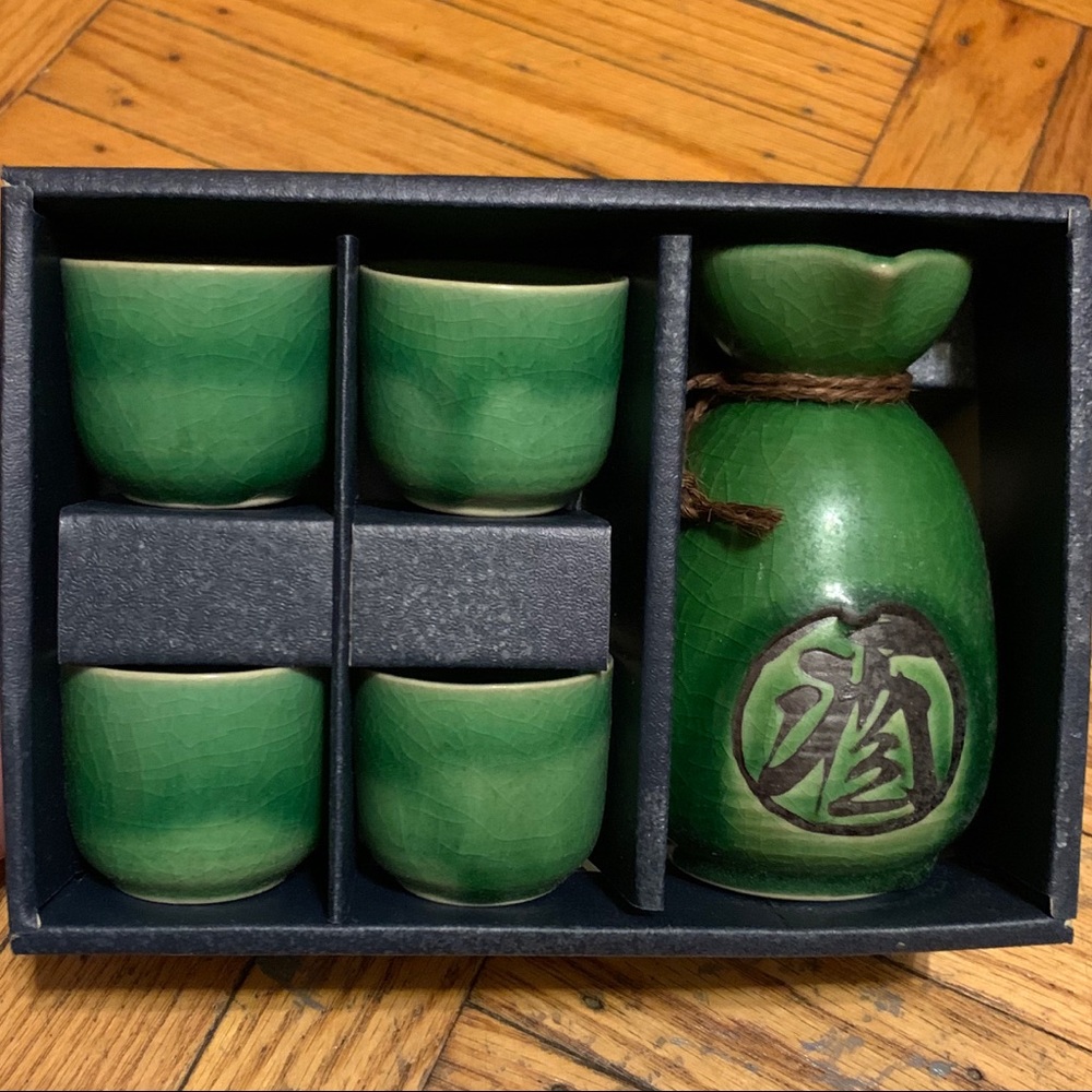 Sake set with green glaze